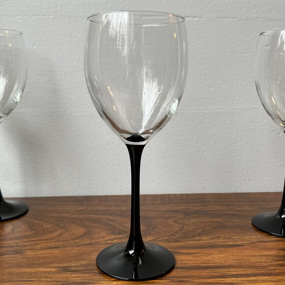 Luminarc Black Steam 4 Wine Glasses 8-1/8" 11 oz - Picture 5 of 8
